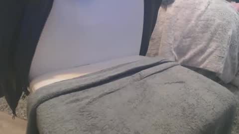 partyndwn online show from November 29, 2025, 7:00 am