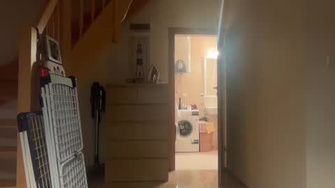 pas43 online show from November 15, 2025, 4:21 am