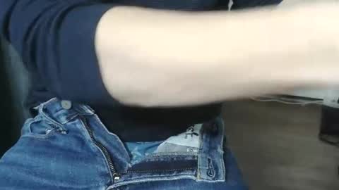 pasexhibe online show from February 18, 2026, 12:06 am