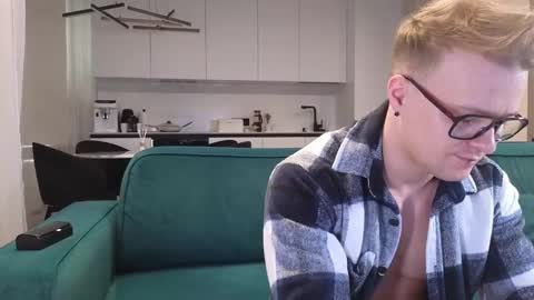 Pashka online show from March 9, 2025, 1:15 pm