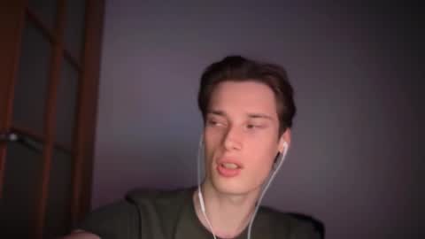 paslapasha online show from November 5, 2025, 9:04 pm