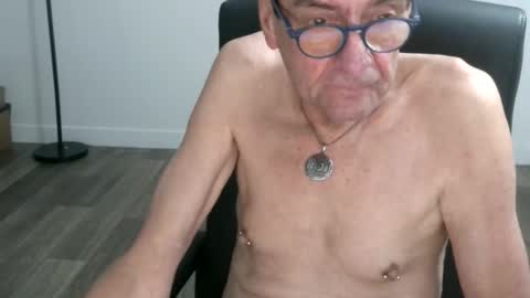 Bob online show from December 15, 2025, 4:11 pm