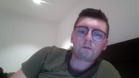 Snapshot of patat1996 chatting on May 27, 2026, 1:19 pm patat1996 online show from May 27, 2026, 1:19 pm