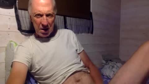 Pati24 online show from April 21, 2026, 2:04 am