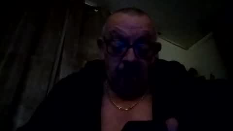 patjeooo online show from November 15, 2025, 5:27 am