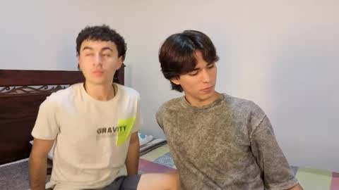 patri_ck_villa online show from November 18, 2025, 9:19 pm