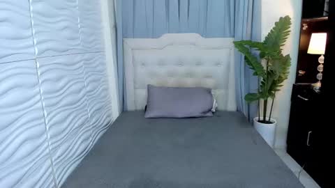 patricia_miller08 online show from October 14, 2025, 6:47 am