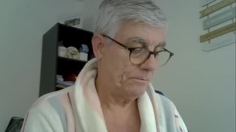 patrick5275 online show from October 14, 2025, 8:26 am