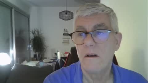 patrick5275 online show from April 13, 2026, 3:45 am