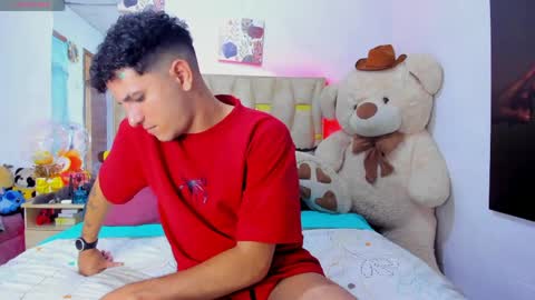 Snapshot of patrick_sanzzz chatting on April 25, 2026, 1:52 am Patrick online show from April 25, 2026, 1:52 am
