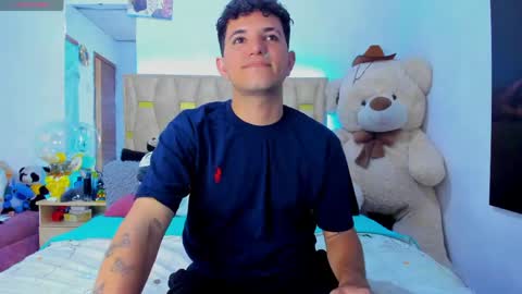 Snapshot of patrick_sanzzz chatting on May 10, 2026, 6:18 am Patrick online show from May 10, 2026, 6:18 am