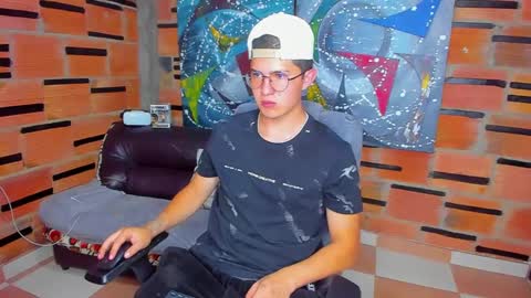 .... online show from January 22, 2025, 7:13 pm