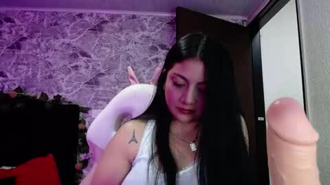 pau cute online show from November 5, 2025, 9:15 pm