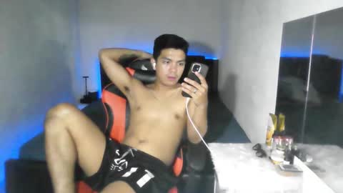 MrBigPaul online show from April 17, 2026, 7:22 am