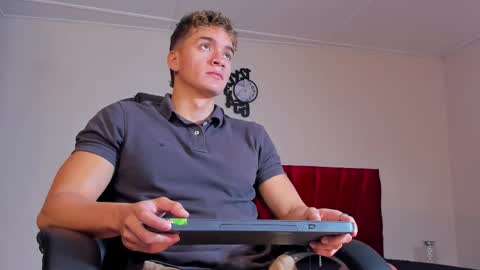 Snapshot of paul_george212 chatting on September 25, 2025, 1:15 pm Paull George online show from September 25, 2025, 1:15 pm