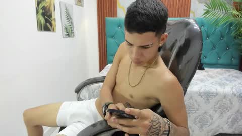 Snapshot of paul_ponce chatting on February 11, 2026, 10:48 pm PAUL online show from February 11, 2026, 10:48 pm