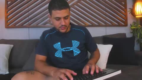 Snapshot of paul_rivera chatting on September 11, 2025, 12:44 am Paul Rivera online show from September 11, 2025, 12:44 am