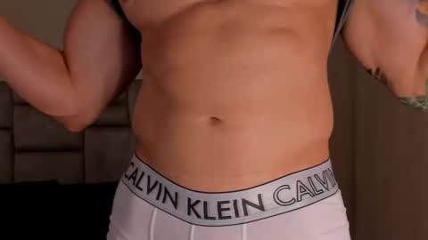 PAUL ROGER online show from December 7, 2024, 7:21 pm