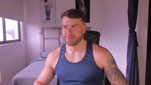 PAUL ROGER online show from February 20, 2025, 5:18 pm