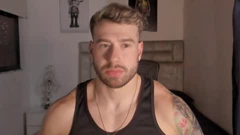 PAUL ROGER online show from November 17, 2025, 12:49 am