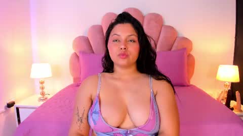Snapshot of paula__evans chatting on July 22, 2026, 8:11 pm Paula online show from July 22, 2026, 8:11 pm