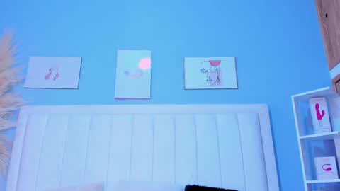 Pau online show from February 24, 2025, 7:41 pm