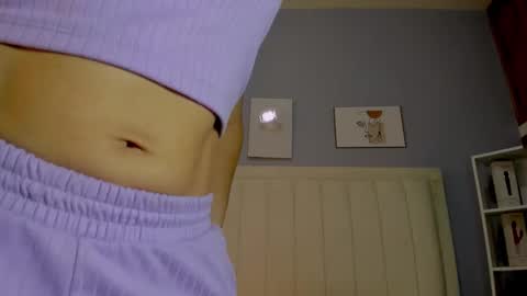 Pau online show from November 30, 2025, 1:15 pm