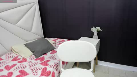 Snapshot of paula_zambrano7 chatting on September 30, 2025, 2:00 pm Paula online show from September 30, 2025, 2:00 pm