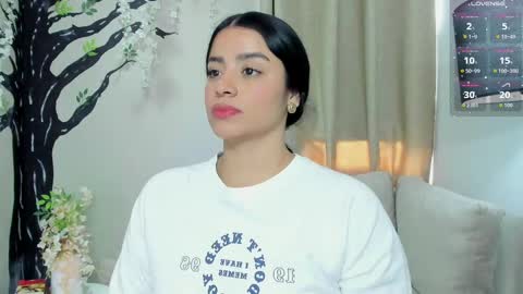      online show from October 9, 2025, 7:34 pm