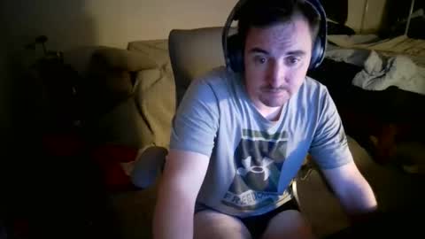 Snapshot of pauldemonte chatting on April 25, 2026, 8:28 am pauldemonte online show from April 25, 2026, 8:28 am