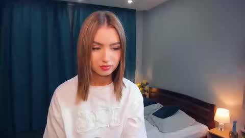 Eva online show from September 10, 2025, 7:47 pm