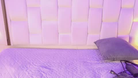Snapshot of paulina_cano chatting on July 16, 2026, 7:09 pm Paulina online show from July 16, 2026, 7:09 pm