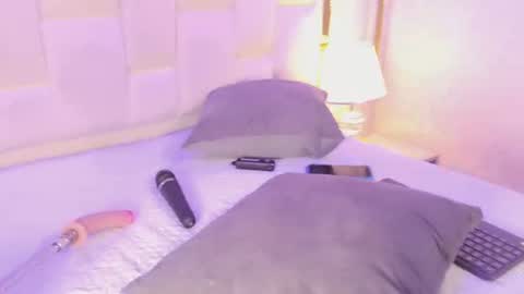 Snapshot of paulina_cano chatting on July 19, 2026, 5:49 pm Paulina online show from July 19, 2026, 5:49 pm