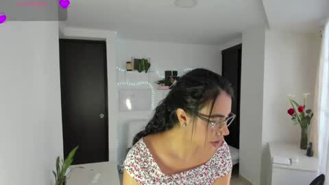 Snapshot of paulina_dossantos chatting on June 4, 2026, 6:47 pm paulina online show from June 4, 2026, 6:47 pm
