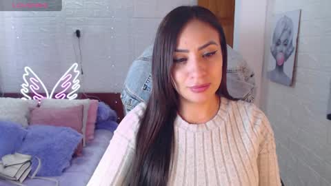 Snapshot of paulina_galvis2700 chatting on April 5, 2026, 5:32 pm paulina online show from April 5, 2026, 5:32 pm