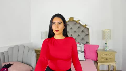 Snapshot of paulina_lux chatting on February 11, 2026, 8:03 pm paulina lux online show from February 11, 2026, 8:03 pm