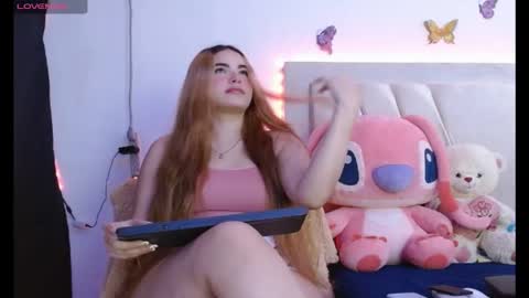 Pau online show from April 22, 2026, 3:09 am