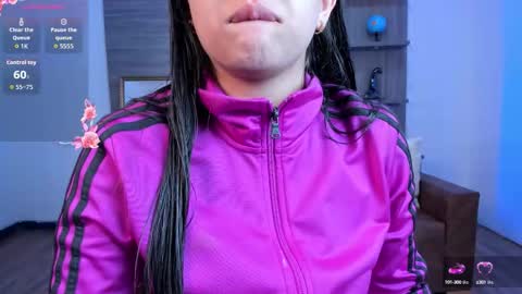 Paulina  online show from September 11, 2025, 11:54 am