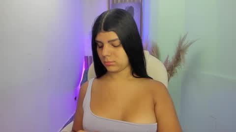 Paulina Belle online show from February 3, 2026, 1:49 pm