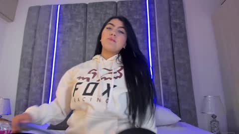 Paulina online show from January 17, 2025, 11:59 am