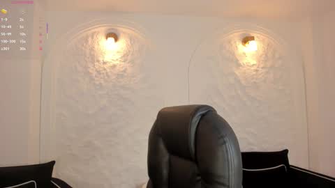 Paulina Santos  online show from October 3, 2025, 7:33 pm