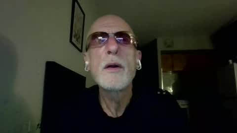 pjvan online show from November 22, 2025, 11:09 am