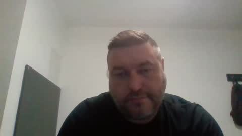 Snapshot of pauljr85 chatting on June 8, 2026, 11:38 pm pauljr85 online show from June 8, 2026, 11:38 pm