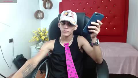 Snapshot of paullcb chatting on January 10, 2026, 4:14 am paull online show from January 10, 2026, 4:14 am