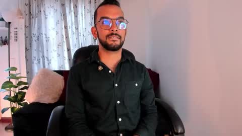 Snapshot of paulodasilva_ chatting on March 23, 2026, 7:18 pm Paulo Da Silva online show from March 23, 2026, 7:18 pm