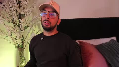Snapshot of paulodasilva_ chatting on March 25, 2026, 12:11 pm Paulo Da Silva online show from March 25, 2026, 12:11 pm