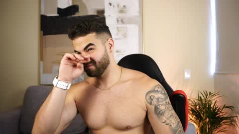 Paul Phoenix online show from April 20, 2026, 8:21 pm