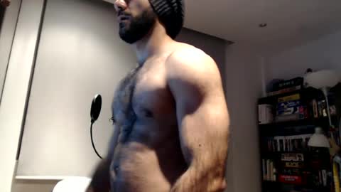 Snapshot of paulripped chatting on July 2, 2026, 2:44 am Paul online show from July 2, 2026, 2:44 am