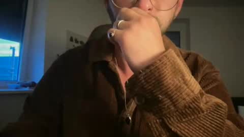 Snapshot of paulsimpsn chatting on June 8, 2026, 6:52 pm love bush online show from June 8, 2026, 6:52 pm