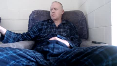Snapshot of paulstevenson2064 chatting on August 7, 2026, 1:29 am paulstevenson2064 online show from August 7, 2026, 1:29 am